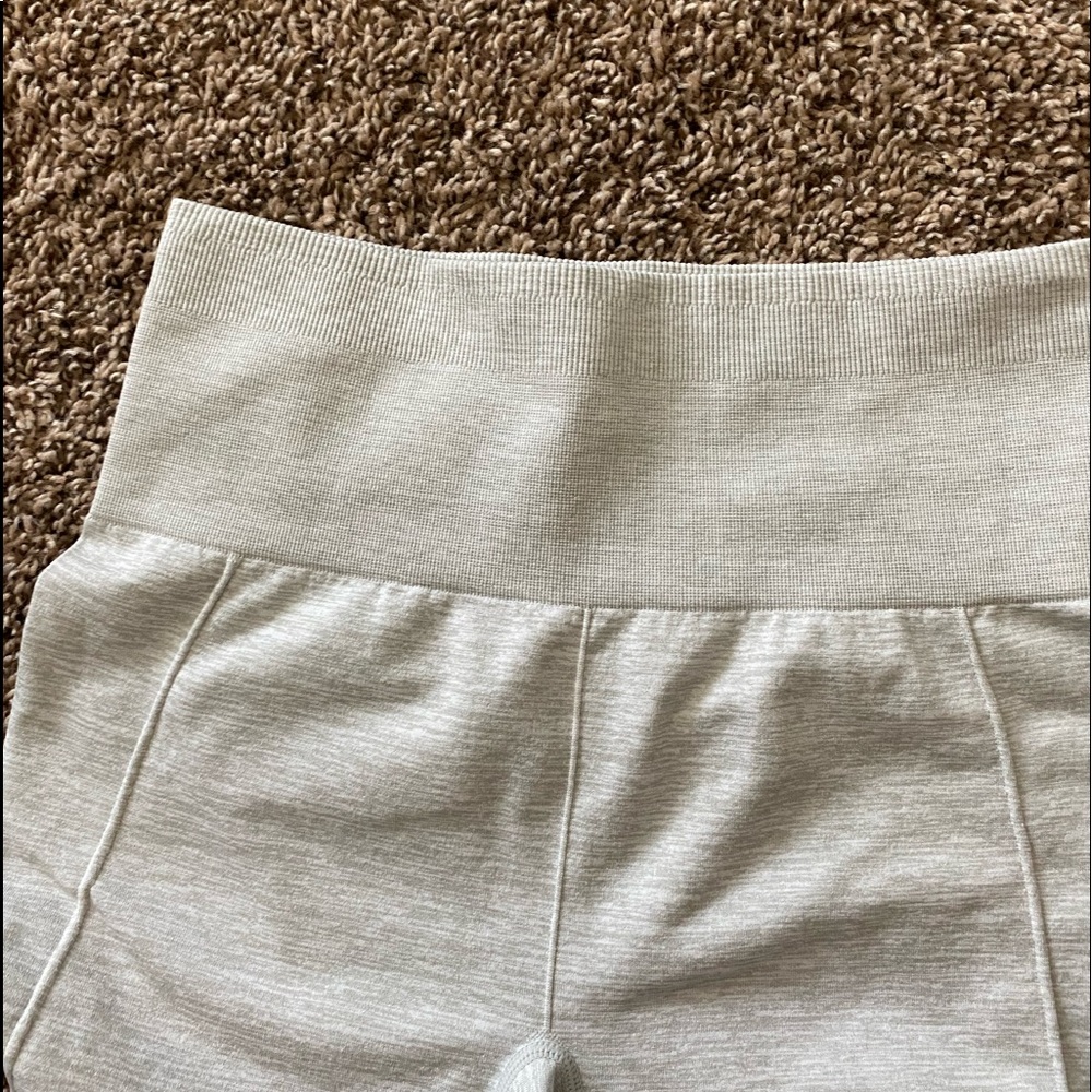 FABLETICS LEGGINGS - Picture 3 of 6